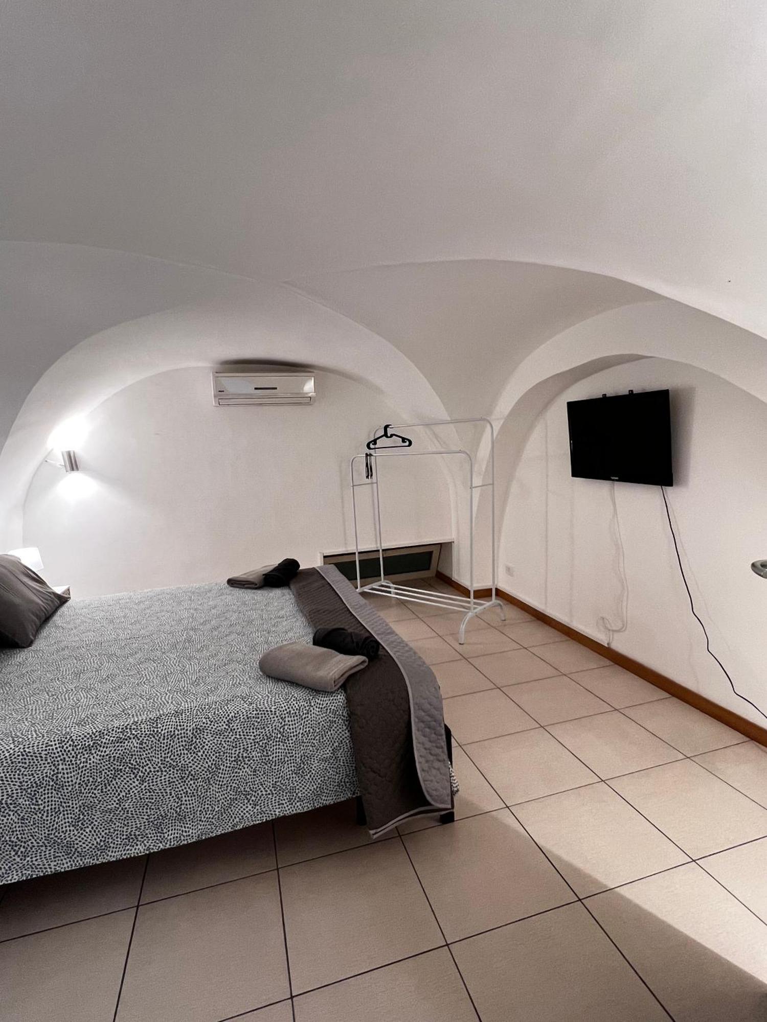 Апартаменты Vanedda House Катания Экстерьер фото